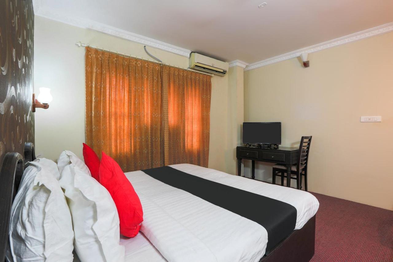 Capital O 72337 Hotel Konkan Tadka Mumbai Luaran gambar